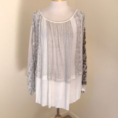 Free People Xs Ecru Dream Linen Blend Embroidered Tunic Top. Oversized , Mesh Dolman Boho Sleeves . Bohemian Beige Top With Chikankari Embroidery, Bohemian Off White Top With Floral Embroidery, White Bohemian Top With Tonal Embroidery, White Bohemian Tops With Tonal Embroidery, White Top With Intricate Embroidery For Fall, Cream Cotton Tops With Intricate Embroidery, Red Tunic Top, Free People Kimono, Ls Dress