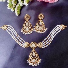 A light weight and delicate pearl choker set made in 92.5 gold plated silver. All pearls used are freshwater pearls. Light Weight Gold Choker Set, Jadau Choker, Pearl Choker Set, 22k Gold Jewelry Necklaces, Kundan Jewellery Bridal, Jewellery Bridal, Beads Designs, Pearl Necklace Designs, Indian Jewellery Design Earrings