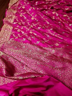 Pink Bollywood Pre-draped Saree With Meenakari, Banarasi Silk Pre-draped Saree For Traditional Ceremonies And Festivals, Pink Meenakari Saree For Diwali, Pink Meenakari Lehenga For Puja, Pink Meenakari Traditional Wear For Festivals, Pink Traditional Saree With Meenakari, Pink Meenakari Saree For Traditional Ceremonies, Traditional Pink Saree With Meenakari, Pink Meenakari Saree For Navratri