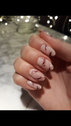 Punk Marble Nails, Wine Marble Nails, Nail Art Maroon Marble, Maroon Marble Nails, Marble Nails Black And White, Nail Inspo Marble, Black Marble Nail Designs, Marble Nails Diy, White Marble Nails