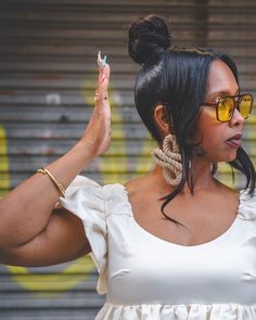 Ya Gurl went “OUTSIDE” and was a WHOLE MOOD! I added details on my blog for ya….so run to my stories and tap in for all the tea! 🏃🏾‍♀️✨ 📸Y’all know Demi don’t play she killed the photos✨ @throughdemis_.lens Natural Updo Hairstyles For Black Women, Ponytail Bob, Updo Hairstyles For Black Women, Black Hair Bun, Sweenee Style, Updo Bun, Natural Curls Hairstyles