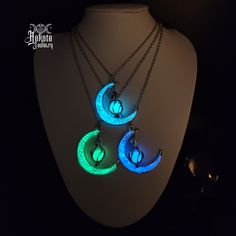 Feel the Magic of the moon when you wear this Luminous Moonlight Necklace. Wear this glow-in-the-dark piece either casual or dressy. Enhance your goddess look and pair with our Chokers, Bracelets, Earrings, and Rings. Truly Magical! Details: Fashion Jewelry Glow-in-the-dark Stones Pendant Size: 3.2 x 3.5cm Place under flashlight or sunlight for 20-30 minutes, the longer the better. Chain Length: 45cm Luminous Blue Jewelry For Parties, Blue Luminous Jewelry For Party, Silver Glow In The Dark Jewelry For Party, Magical Luminous Blue Jewelry, Silver Glow-in-the-dark Jewelry For Party, Mystical Moon-shaped Adjustable Necklace, Glowing Moon Necklace, Moonglow Necklace, Glow In The Dark Necklace Pendants