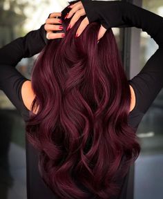 Pelo Color Borgoña, Pelo Color Vino, Stomach Exercises, Wine Hair Color, Dark Red Hair Color, Red Hair Inspo, Wine Hair, Dyed Red Hair, Hair Color Burgundy