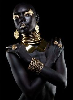 Afrikaanse Kunst, Black Gold Jewelry, Black Goddess, Foto Art, Makeup Photography, Epilator, African Beauty, Black Women Art, African Women