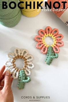 Want to try your hand at macrame? Start with these lovely coaster flowers! This tutorial makes it easy for anyone to create. Get your macrame cord at: www.Bochiknot.com 🌸 #CraftingInspiration #MacrameFun #Bochiknot Pin Doll, Macrame Patterns Tutorials, Diy Coasters, Macrame Hanging