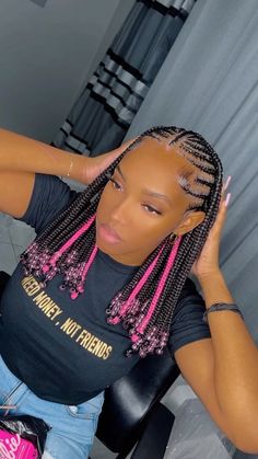 BRAIDER💗 | NEW STYLE UNLOCKED 🔥 •Hybrid Braid Ate Ts Up👏🏾🩷 Bookings Available @golden.touch_tt Model @arilabaddie 🫶🏾 Requirements 5 packs TZ braid &... | Instagram Hairstyle For Christmas, Latest Hair Braids, Short Box Braids Hairstyles, Twisted Hair, Short Box Braids, Box Braids Hairstyles For Black Women