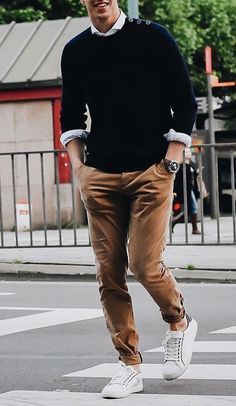 Menswear Outfits, Outfits Quotes, Mens Business Casual Outfits, Herren Style, Tee Shorts, Vans Converse, Stylish Men Casual, Stylish Mens Fashion, Hoodie Streetwear