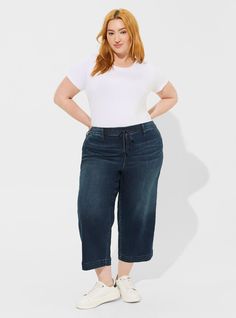 Crop Weekend Wide Leg Super Soft Mid Rise Jean 90s Themed Outfits, Black Beachwear, Maternity Nursing Clothes, Womens Cropped Jeans, Nursing Clothes, Mid Rise Jeans, Bottom Clothes, Solid Pattern, To Sleep