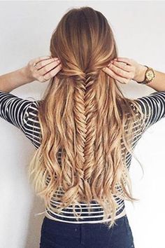 40-cute-hairstyles-for-teen-girls-37 // Beauty & Make up ideas & Tips Easy Buns, Fishtail Braids, Luxy Hair, Awesome Hair, Women Business, Updo Hairstyles, Dirty Blonde