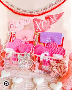 Love basket. Valentine’s gift. Kids gifts. Gift basket ideas. Valentine’s Day Baskets For Kids, Valentines Baskets, Valentine Basket, Valentine Gifts For Kids, Sugar Pie, Kids Valentines, Love Days