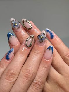 Navy Blooming Gel Nails, Pink And Navy Nails Ideas, Mamma Mia Nails Aesthetic, Blue Gel X Nail Designs, Nails Acrylic Summer Blue, Blue Bday Nails, Navy Blue And Gold Nail Designs, Navy Blue Gold Nails, 3 D Nail Art Design