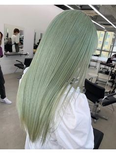 Silver Green Hair, Ashy Green Hair, Light Green Hair Dye, Muted Green Hair, Light Green Hair Color, Matcha Green Hair, Ash Green Hair Color, Seafoam Green Hair, Pale Green Hair