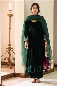 Anarkali With Palazzo, Zari Embroidery, Pakistani Fashion Party Wear, Beautiful Pakistani Dresses