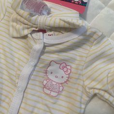 Nwt, Hello Kitty Has Glitter Outline Baby Hello Kitty Clothes, Hello Kitty Baby Stuff, Hello Kitty Baby Clothes, Baby Hello Kitty, Sanrio Yellow, Mix Baby Girl, Safe With Me, Hello Kitty Baby, Kitty Clothes