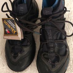 Nike Shoes Unisex Style Bv6348 Nike Acg Wolf Tree, Nike Acg Hiking Boots, Nike Acg Ninja Fleece Vintage, Nike Acg Fleece, Nike Kaishi, Nike Acg Gore-tex "mountain Fly", Fur Snow Boots, Nike Tanjun, Black Winter Boots