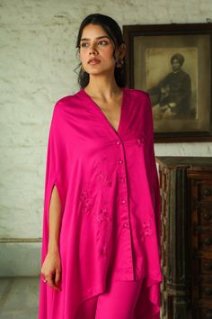 PRODUCT DETAIL: Introducing our "Hot Pink Embroidered Kaftan Set" - a stunning ensemble that radiates elegance and vibrancy. This set features beautiful floral embroidery on a bright hot pink hue, creating a striking, eye-catching look. The flowy silhouette adds to its charm, making it perfect for formal occasions wher Pink Resham Embroidery Kaftan For Diwali, Pink Embroidered Traditional Kaftan, Pink Resham Embroidery Kaftan For Wedding, Pink Embroidered Kaftan For Wedding, Embroidered Pink Kaftan For Wedding, Spring Wedding Kaftan With Dupatta, Festive Pink Embroidered Kaftan, Festive Embroidered Pink Kaftan, Pink V-neck Dress With Resham Embroidery