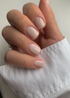 12 Old Money Nail Ideas That Are the Epitome of Quiet Luxury | The Everygirl Ongles Beiges, Natural Nails Manicure, Plain Nails, Nude Nail Designs, Casual Nails, روتين العناية بالبشرة, Neutral Nails, Dipped Nails, Manicure Y Pedicure