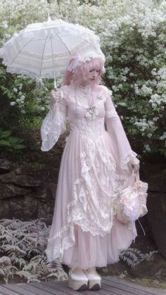 #lolitafashion #fashion #egl #alternativefashion Lo Lita Fashion, Vintage Lace Outfits, Vintage Princess Aesthetic Outfits, Lotia Fashion, Bridal Style Carry, Victorian Dress Aesthetic, Vintage Princess Aesthetic, J Fashion Harajuku, Magical Outfits