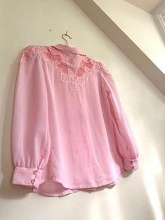 Pink Short Sleeve Blouse With Lace Trim, Pink Cotton Retro Blouse, Pink Long Sleeve Vintage Blouse, Pink Vintage Printed Blouse, Vintage Pink Blouse With Button Closure, Frill Blouse, Lace Trim Blouse, Simple Blouse, Sheer Chiffon