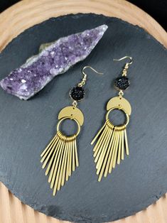 Bohemian Adjustable Chandelier Earrings For Parties, Adjustable Bohemian Chandelier Earrings For Party, Bohemian Brass Fringe Earrings, Bohemian Brass Jewelry With Fringe, Bohemian Brass Fringe Jewelry, Bohemian Metal Tassel Earrings With Fringe, Bohemian Metal Tassel Earrings For Party, Bohemian Tassel Earrings With Ear Wire For Party, Bohemian Black Brass Earrings