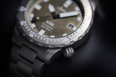 The U50 DS is regarded as a robust and precise timepiece by professional divers. It is based on the principle of maximum reliability. This performance promise is fulfilled by the use of safety-related equipment. For example, the case is made from high-strength seawater-resistant German submarine steel. Experts will recognise immediately that this gives the watch exceptional strength and outstanding non-magnetic properties. The captive rotating bezel prevents the loss of set times. And as the watch may be exposed to particularly harsh conditions, we have also equipped the case and rotating bezel with TEGIMENT Technology to ensure exceptionally high scratch resistance. Diving Equipment, Canvas Leather