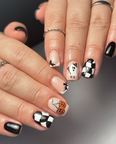 Dog Halloween Nails, Pedicure Ideas Halloween, Fall Spooky Nails, Vienna Sausages, Cowboy Nails, Holloween Nails, Halloween Manicure, Halloween Acrylic Nails, Cute Halloween Nails