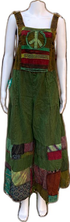 Green Patchwork Pants For Spring, Green Patchwork Bottoms For Summer, Summer Green Patchwork Bottoms, Green Cotton Overalls, Green Cotton Patchwork Pants, Summer Patchwork Overalls, Summer Cotton Patchwork Overalls, Summer Patchwork Overall Bottoms, Summer Cotton Overalls With Patchwork