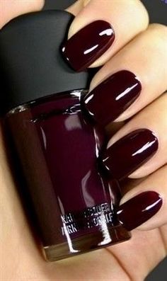 Dark Nail Designs, Unghie Sfumate, Maroon Nails, Nail Colors Winter, Dark Nails, Fall Nail Colors, Nail Arts, 가을 패션