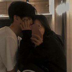 Cute Ulzzang Couple Faceless Princess Beauty, Couples Vibe, Ulzzang Couple, Foto Poses, Korean Couple, Relationship Goals Pictures, Photo Couple, Cute Relationship Goals, Sweet Couple