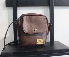 Material: PU
Texture: Soft
Closed: Buckle
Size: 6.3"L x 1.8"W x 5.5"H in; It is enough to hold daily stuffs including cell phones, sunglasses, wallet, key etc.
Baldric: Adjustable shoulder strap Casual Satchel Phone Bag For Daily Use, Casual Brown Phone Bag For Everyday Use, Casual Brown Pouch Phone Bag, Casual Brown Phone Bag With Pockets, Casual Everyday Portable Phone Bag, Casual Phone Bag With Removable Pouch For Daily Use, Casual Crossbody Phone Bag For School, Brown Crossbody Phone Bag For School, Casual Shoulder Bag With Pockets As A Gift