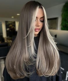 Blonde Face Frame, Ash Blonde Hair With Highlights, Brown Skin Blonde Hair, Winter Hair Colour For Blondes, Brunette With Blonde, 2024 Haircuts, Pale Skin Hair Color, Interesting Hair, Face Framing Hair