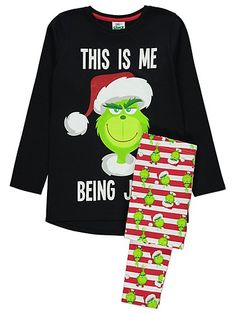 Pajamas For Teens, Christmas Couple Pictures, Pajamas Aesthetic, The Grinch Christmas, Homemade Holiday Gifts, Christmas Pyjamas, Comfy Pajamas, Tartan Pants, Button Up Pajamas