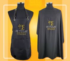 ✂ Salon Apron and Gowns ✂ This ad includes 1 apron and 1 Gowns ✂You can personalize them with your logo or text, please write what you need in the personalization box and send a message when necessary. I will get back to you as soon as possible. ✂ THE WHOLE SALON WILL LOVE IT Buy this personalized apron in bulk for your whole salon or purchase one to gift to your stylist or someone special you know graduating cosmetology school. Great for men or women. ✂ ADD BLING TO YOUR SALON This bib apron sp Barber Apron Men, Salon Aprons Hair Stylists, Salon Apron, Salon Uniform, Hairstylist Apron, Salon Aprons, Stylists Aprons, Best Uniforms, Custom Scrubs