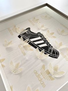 Every time I see the adidas superstars I get butterflies in my stomach, because of the nostalgia inspired by the time in which these iconic sneakers were designed.  There's not a better way to express that feeling, than in a linoleum print on the original adidas tissue paper.  The perfect artwork for any sneakerhead. Superstars Adidas, Iconic Sneakers, Adidas Superstars, Butterflies In My Stomach, Linoleum Print, Adidas Original, Linoleum, Linocut Prints, Linocut