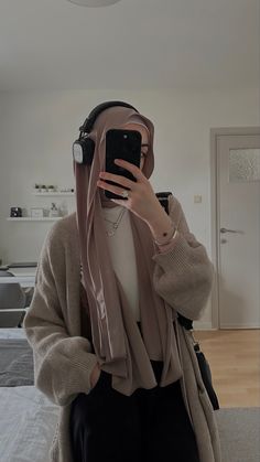 Hijabi Aesthetic Pics, Outfit Ideas Modest, Modest Casual Outfits, Muslim Fashion Hijab Outfits