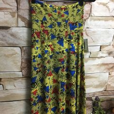 Nwt Lularoe Maxi Skirt, Size Xxs. Soft, Cottony Fabric. I Have Two Of These So Print Placement May Vary. Flare Maxi Skirt, Lularoe Maxi Skirt, Red Maxi, Womens Maxi Skirts, Floral Knit, Floral Maxi Skirt, Lularoe Skirts, Bow Detail Dress, Floral Print Skirt