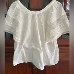 Bnwt Old Navy Woman’s Tops. Both Size M. Cream Shirt Is A Crochet Flutter-Sleeve Swing Top Black Shirt Is A Flutter-Sleeve Paneled T-Shirt Pet And Smoke Free Home. I Bought These And They Don’t Look Great On Me So I Am Simply Trying To Get Back What I Paid For Them. This Item Will Be Cross Posted. Summer Cotton Top With Butterfly Sleeves, Summer Cotton Tops With Butterfly Sleeves, Cotton Flutter Sleeve Tops For Vacation, Cotton Butterfly Sleeve Top For Summer, Relaxed Fit Flutter Sleeve Tops For Day Out, Cotton Flutter Sleeve Top For Brunch, Flutter Sleeve Tops For Day Out, Summer Ruffle Sleeve Tops With Lace Trim, Summer Tops With Lace Trim And Ruffle Sleeves