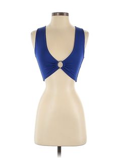 Assorted Brands Sleeveless Top Size: Small Blue Tops - used. 95% POLYESTER, 5% SPANDEX, Keyhole, | Sleeveless Top Blue Keyhole Tops - Used - Size Small Blue Sleeveless Crop Top For Beach, Blue Tank Halter Top For Beach, Blue Stretch Halter Top, Blue Tank Crop Top For The Beach, Blue Sleeveless Sports Season Tops, Blue Tank Crop Top For Beach, Blue Stretch Sleeveless Halter Top, Blue Sleeveless Sports Crop Top, Fitted Sleeveless Blue Halter Top