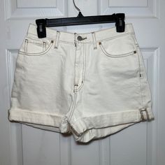 Bdg Denim Shorts White Mom High Rise - Hits Above Belly Button Size 28 Nwt!! Great For Those With Slimmer Waist And Larger Hips (Think Curve Love Style From Abercrombie) Last Two Photos Show Fit, But In A Different Color (Visit My Closet If You Like That One, I'm Selling That Exact Short Too!) Casual White Jean Shorts With Belt Loops, Trendy White Straight Leg Jean Shorts, White Jeans Shorts For Day Out, White Short Jeans For Day Out, White Short Length Jeans For Day Out, White High Waist Jean Shorts With Belt Loops, Size 28 Jeans, High Waisted Shorts Denim, Slim Waist