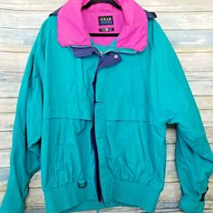 "Size: Large 50\" - armpit to armpit x2 - chest 26\" - shoulder to cuff - sleeve 28\" - shoulder to hem - length Items typically ship within 1 business day Message me with any questions you may have Thanks for looking Take care and God bless.." Sporty Weatherproof Windbreaker For Cold Weather, Sporty Long Sleeve Windbreaker For Cold Weather, Casual Raincoat With Fleece Lining, Weatherproof Long Sleeve Sport Coat For Hiking, Weatherproof Sport Coat For Hiking, Weatherproof Sports Raincoat For Fall, Fall Sports Weatherproof Raincoat, Spring Sporty Windbreaker For Cold Weather, Sporty Green Windbreaker For Cold Weather