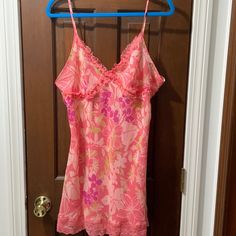 Jones New York Chiffon Pink Floral Babydoll Slip. Size Xl. Ruffle Lace Trim. Never Worn Casual Pink Nightgown For Vacation, Vacation Sleepwear With Spaghetti Straps And Built-in Bra, Spaghetti Strap Sleepwear With Built-in Bra For Vacation, Vacation Sleepwear With Built-in Bra And Spaghetti Straps, Sleepwear With Built-in Bra For Vacation, Feminine Beach Nightgown, Pink Sleeveless Nightgown For Beach, Pink Sleeveless Nightgown For The Beach, Pink Sleeveless Nightgown For Vacation