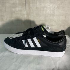 Men's Adidas Puig Indoor Originals Shoes Low Top Sneakers Black Gw5614 Size 10. New With Box. Adidas Zx Torsion, Adidas Nmd R1 Black, Adidas Originals Ozweego, Adidas Originals Shoes, Adidas Casual, Shoes Low Top, Adidas Shoes Originals, Adidas Boost, Adidas Zx