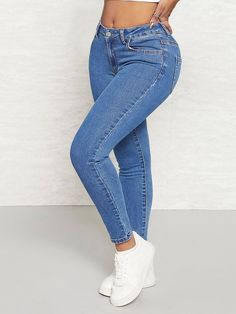 Effortlessly Stylish: Skinny Denim Jeans for Every Occasion Jeans Outfit Women, Denim Jean Jacket, Fall Fashion Outfits, Casual Fall Outfits, Casual Summer Outfits