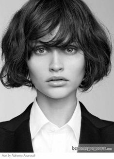 French Bob With Bangs, Box Bob, Hair French, Short Bobs With Bangs, Thick Wavy Hair, Wavy Bob Hairstyles, Bob Haircut With Bangs, Layered Bob Hairstyles