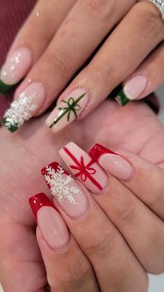 Christmas Nail Ideas, Nails Holiday, Shape Nails, Christmas Gel, Polish Design, Red Christmas Nails, Festive Nail Art, Christmas Nails Easy