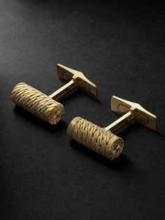 Mr Mario Buccellati's unrivalled skill earned him the nickname 'Prince of Goldsmiths' and the Milanese house continues to honour the founder's reputation with its exquisite work. Made using traditional methods, these cufflinks are cast from gold in a cylinder shape and intricately scored with an Etruscan pattern, one of the label's signature engraving techniques. Luxury Cufflinks For Formal Occasions, Luxury Formal Cufflinks, Engraved Yellow Gold Cufflinks, Luxury Engraved Cufflinks For Business, Luxury Engraved Cufflinks For Formal Occasions, Luxury Screw Back Cufflinks, Luxury Screw-back Cufflinks For Wedding, Luxury Screw Back Cufflinks For Wedding, Luxury Wedding Cufflinks With Screw Back