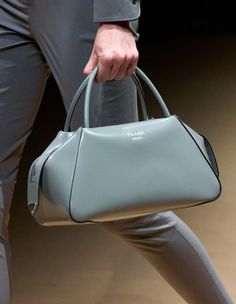 Spring Handbags, Hermes Kelly Bag, Bag Obsession, Top Handbags, Best Handbags, Art Bag, Bag Trends, Leather Bags Handmade, Work Bags