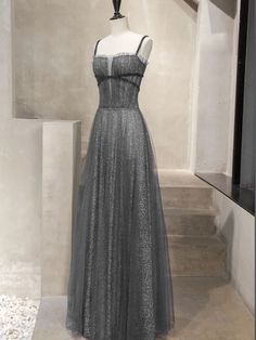 Graduation Dresses Long, Kids Prom Dresses, Prom Dress Tulle, Unique Formal Dresses, Prom Dress Pictures, Purple Evening Dress, Grey Prom Dress, Long Formal Gowns, Sequin Formal Dress