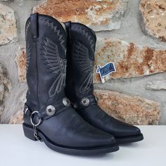 Durango 12" Western Silver Strap Motorcycle Harness Leather Boots Men Sz 8.5d Chain Strap Very Rare Boots In Excellent Pre-Owned Condition Barely Worn No Rips Tears Or Holes Bottoms Look Great Boots Have Been Cleaned And Disinfected Please Check All Pictures For Details We Will Pack And Ship Out Fast. Follow Our Page We Post New And Used Shoes, Clothing And Other Items Daily. Mens High Heel Cowboy Boots, Leather Western Knee-high Boots With Snip Toe, Tony Lama Mens Cowboy Boots, Western Black Leather Knee-high Boots, Durango Boots, Mens Leather Boots, Western Cowboy Boots, Chain Strap, Western Boots