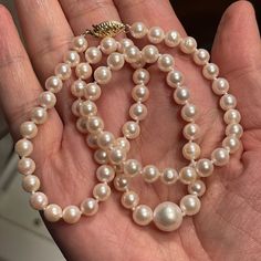 This Is An Amazing 14k Solid Gold High Quality White Cultured Freshwater Pearl Necklace. The Pearls Are Graduated, Perfectly Round, And Measure From 5.5 To 10 Millimeters In Diameter. They Have A Superb Luster And Shine Beautifully. The Necklace Measures 18 Inches Long And The Clasp Is Stamped 14k On Its Catch. New Without Tags In A Gift Box. Freshwater Pearl Necklace, Freshwater Pearl Necklaces, White Vintage, Womens Jewelry Necklace, Fresh Water, Freshwater Pearls, Solid Gold, Pearl Necklace, Vintage Ladies